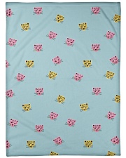 ALL ABOUT LEOPARDS Fleece Blanket tile