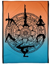 LIMITED EDITION 16 Fleece Blanket tile