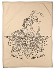LIMITED EDITION 9 Fleece Blanket tile