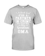 OMA FUNNY PARTNER IN CRIME Classic T-Shirt thumbnail