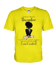 Queen are born in December V-Neck T-Shirt thumbnail