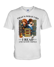 I read and i know things V-Neck T-Shirt tile