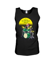 I walk to the beat Unisex Tank tile