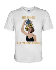 Be kind V-Neck T-Shirt thumbnail