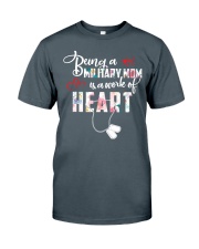 Military Mom Classic T-Shirt thumbnail